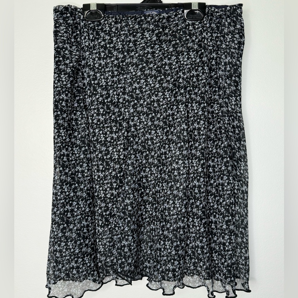Vintage Fox Classic chiffon floral 90's skirt